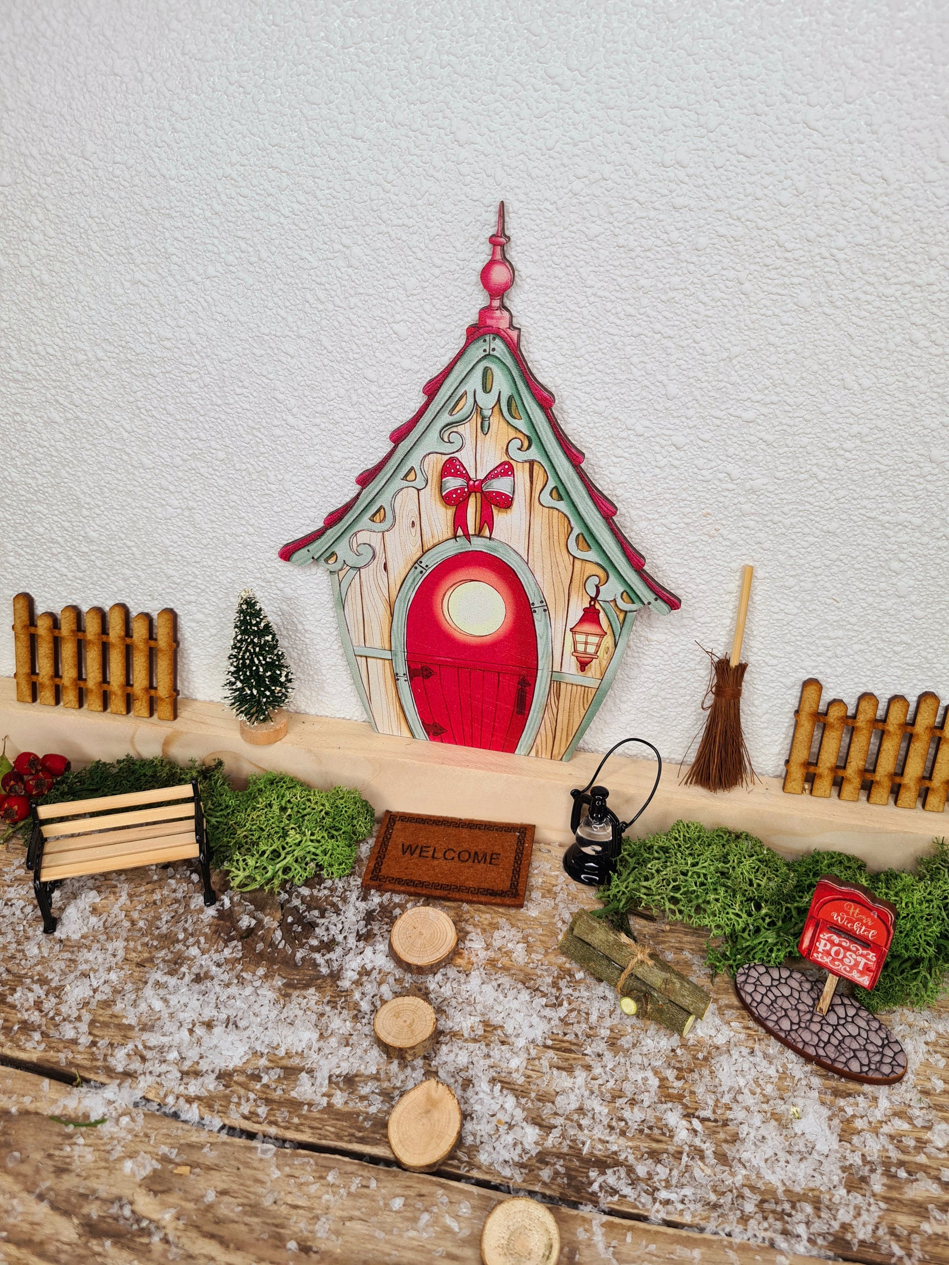 Wichtelhaus mit Dekoration