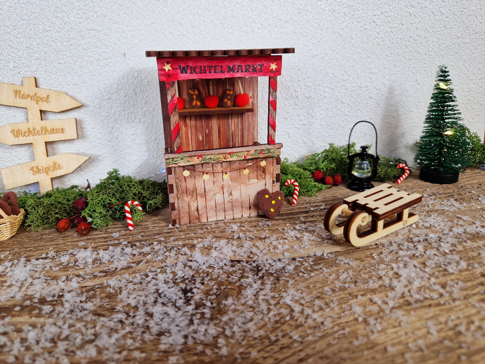 Wichtelmarkt mit Dekoration