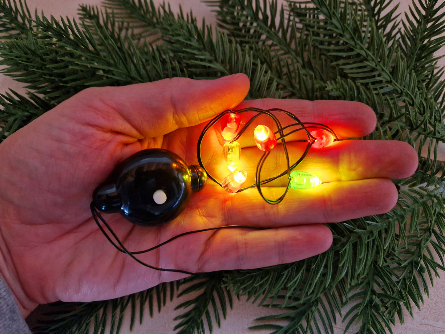 Lichterkette bunt mit Licht