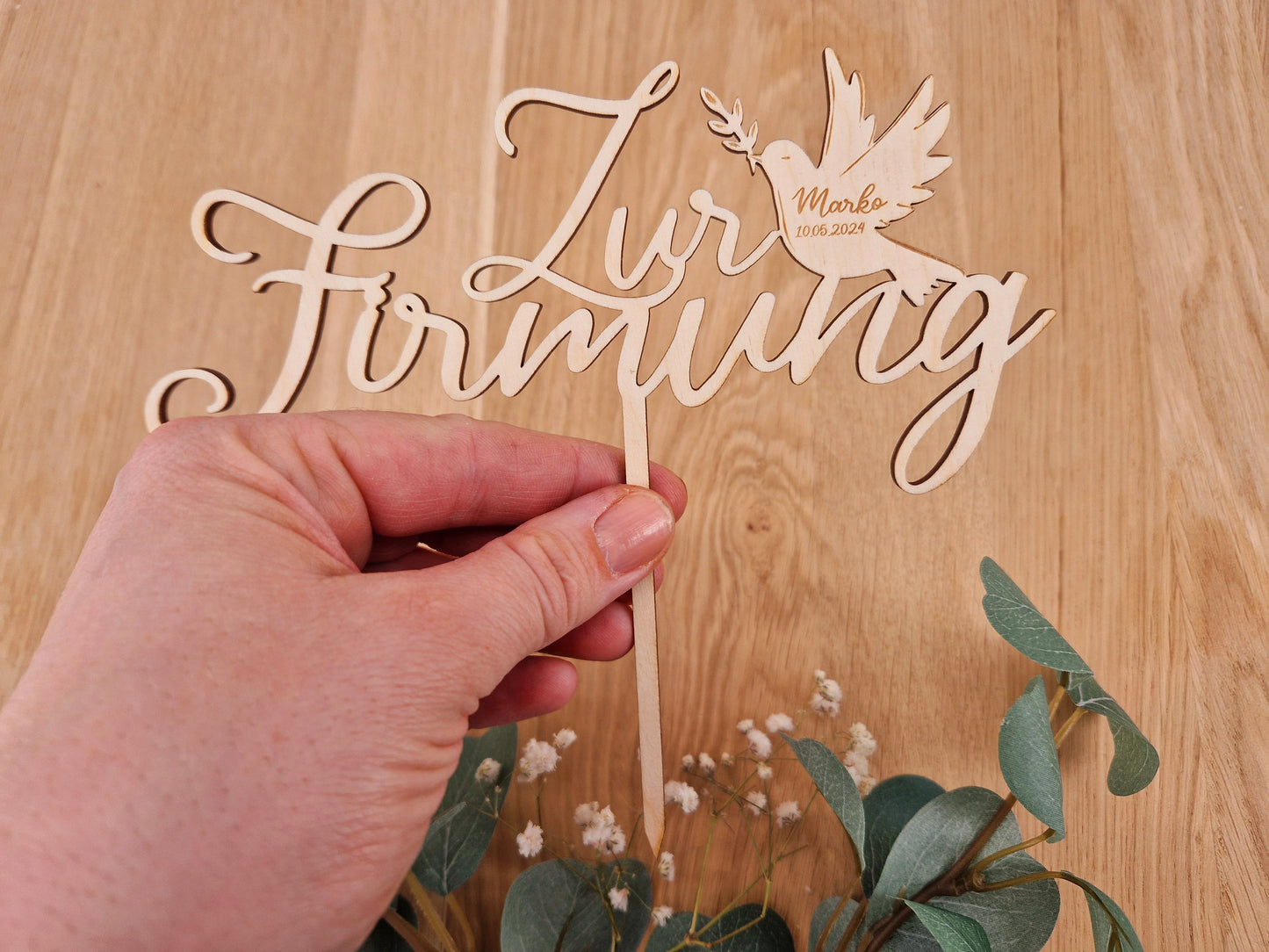 Caketopper aus Holz - mit Taube zur Firmung