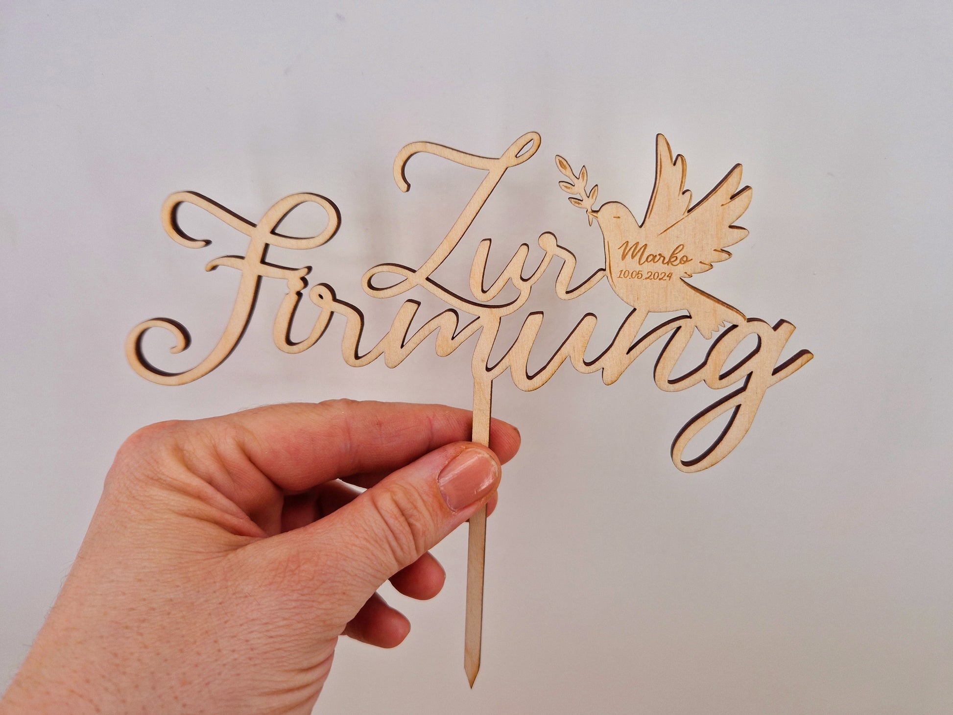 Caketopper aus Holz - mit Taube zur Firmung