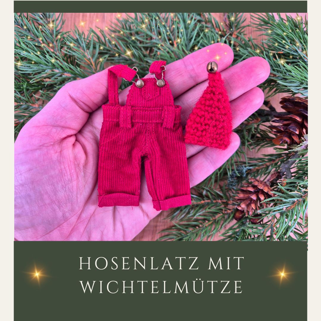 Rotes Wichteloutfit Latzhose und gehäkelte Mütze