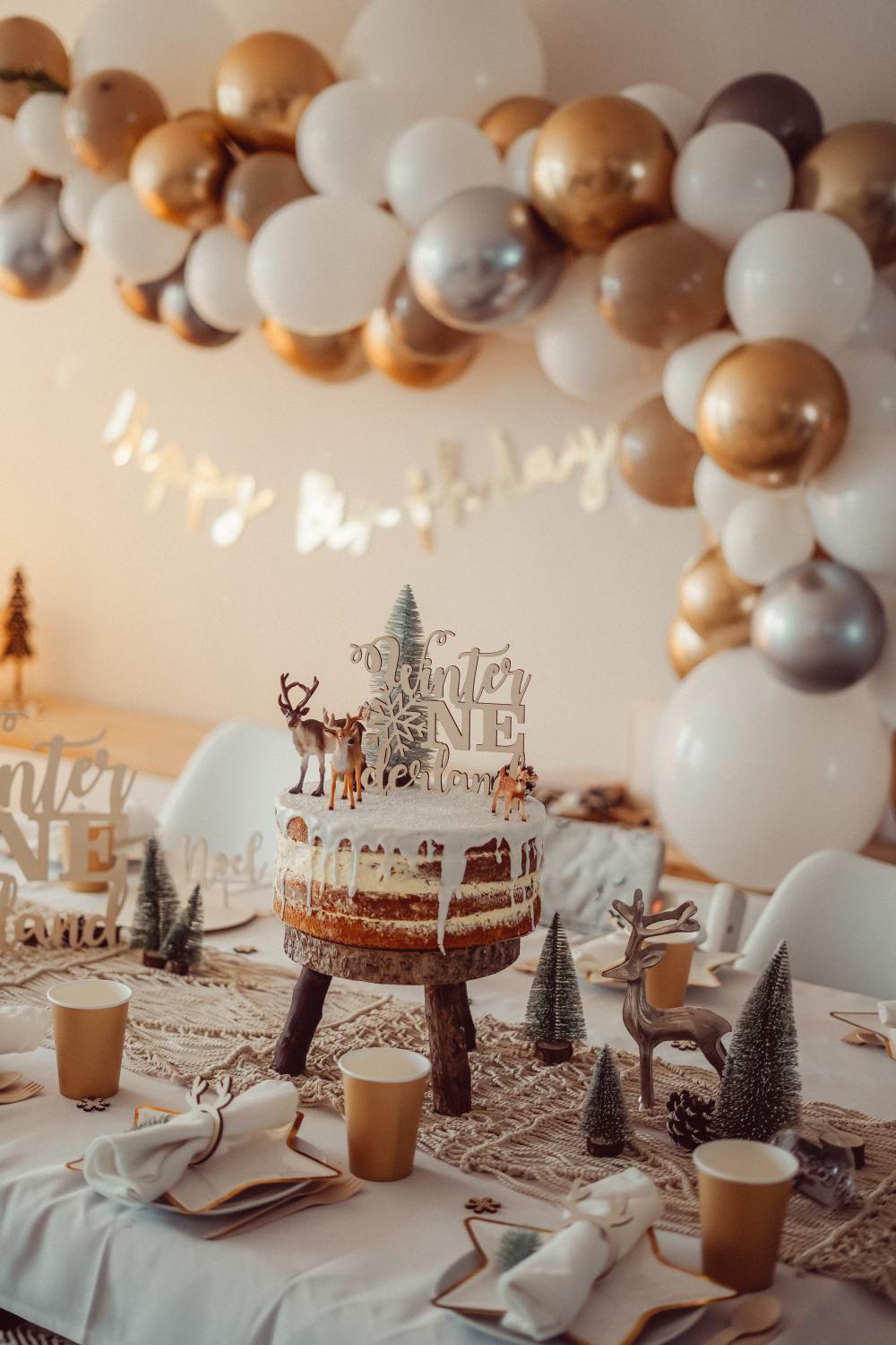 Cake Topper - Winter Wonderland