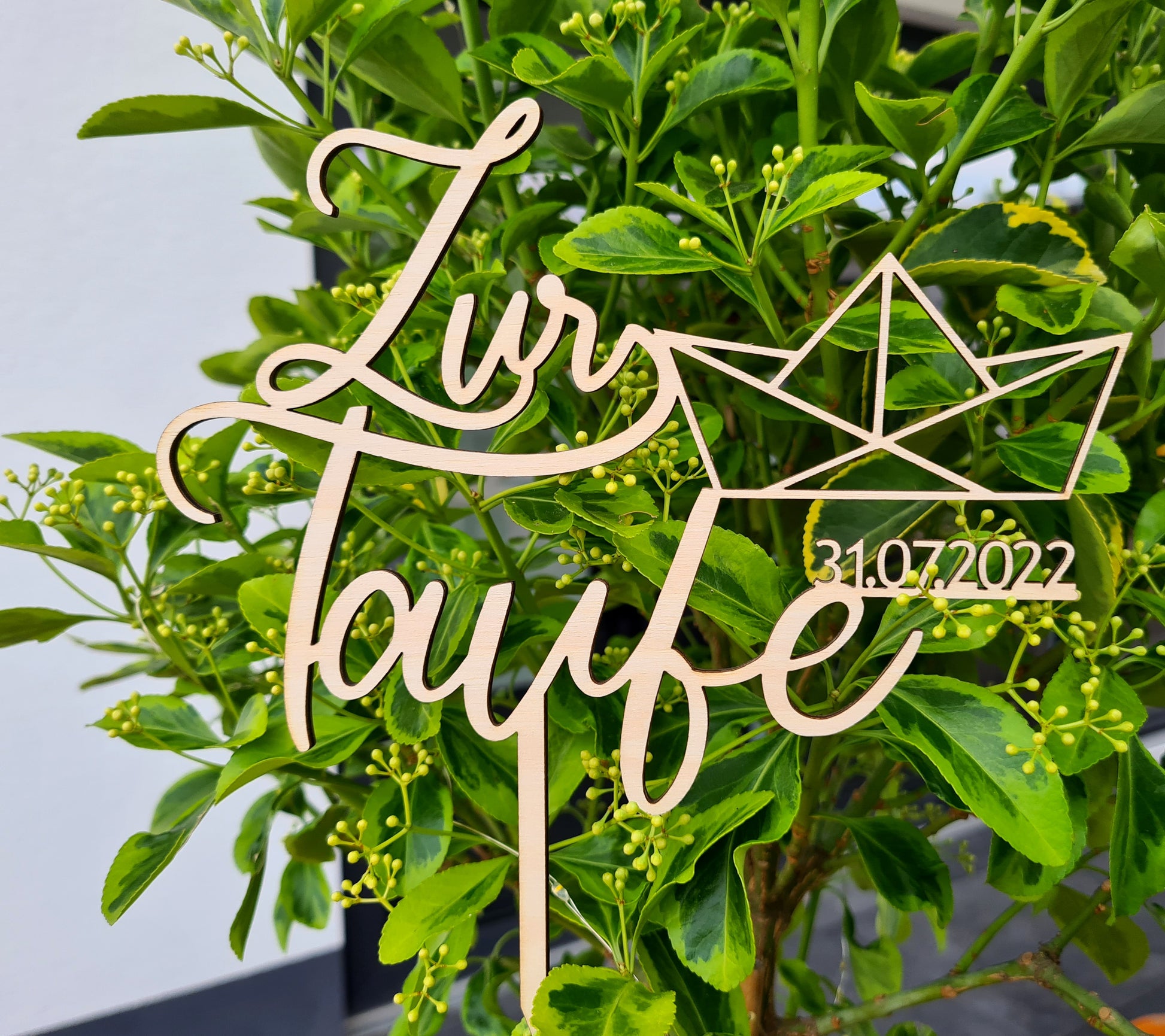 Cake Topper - zur Taufe mit Segelboot aus Holz