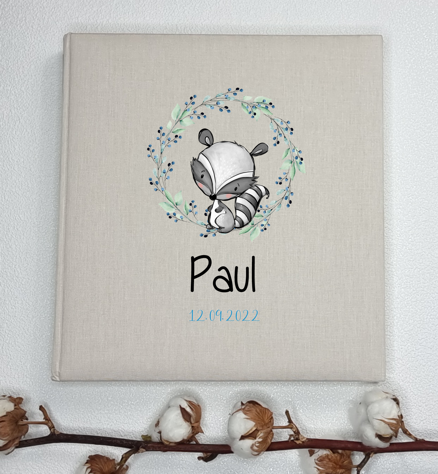 Leinenalbum - Waschbär mit Blumenkranz